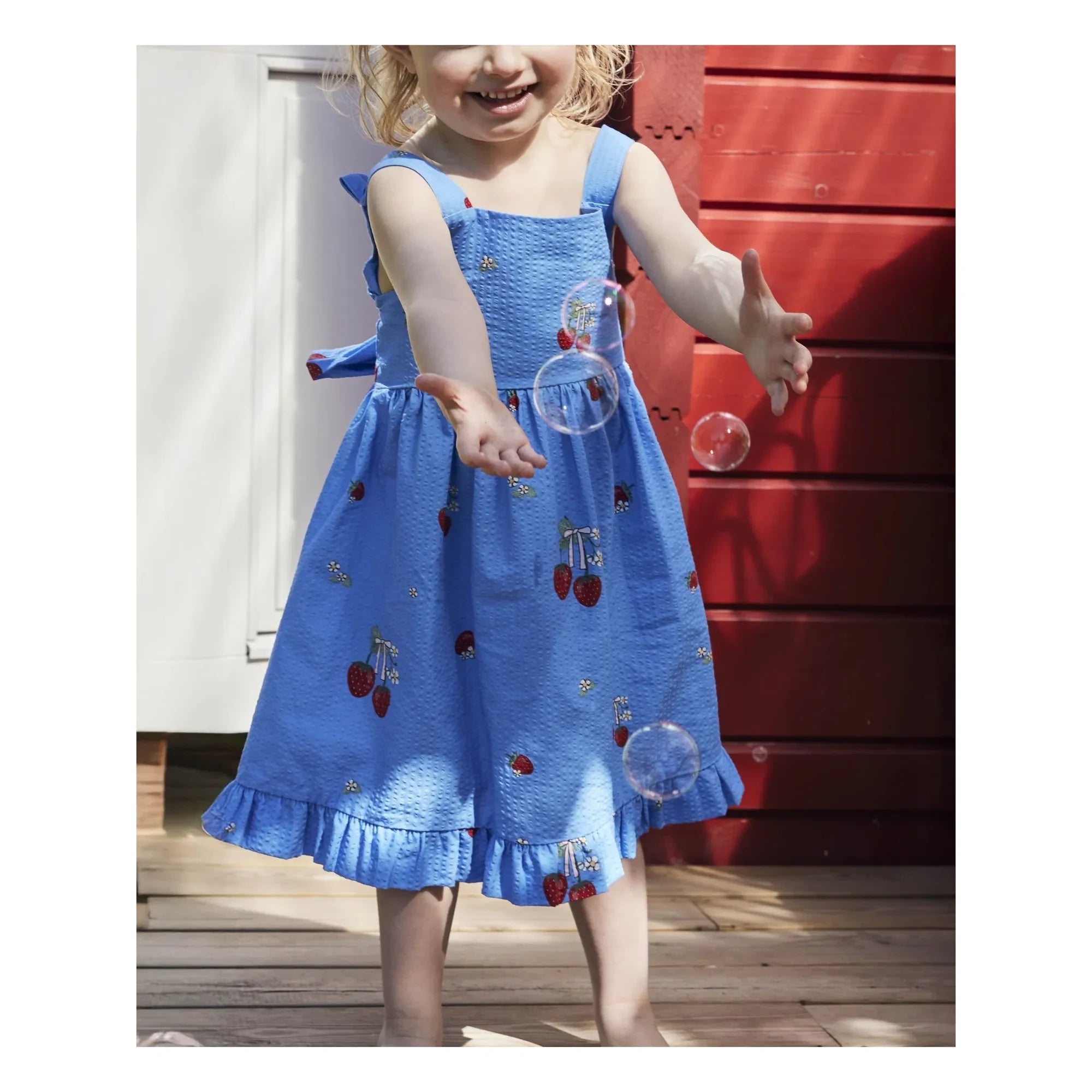 Fliink - Apple Strawberry Strapless Dress | Azure Blue