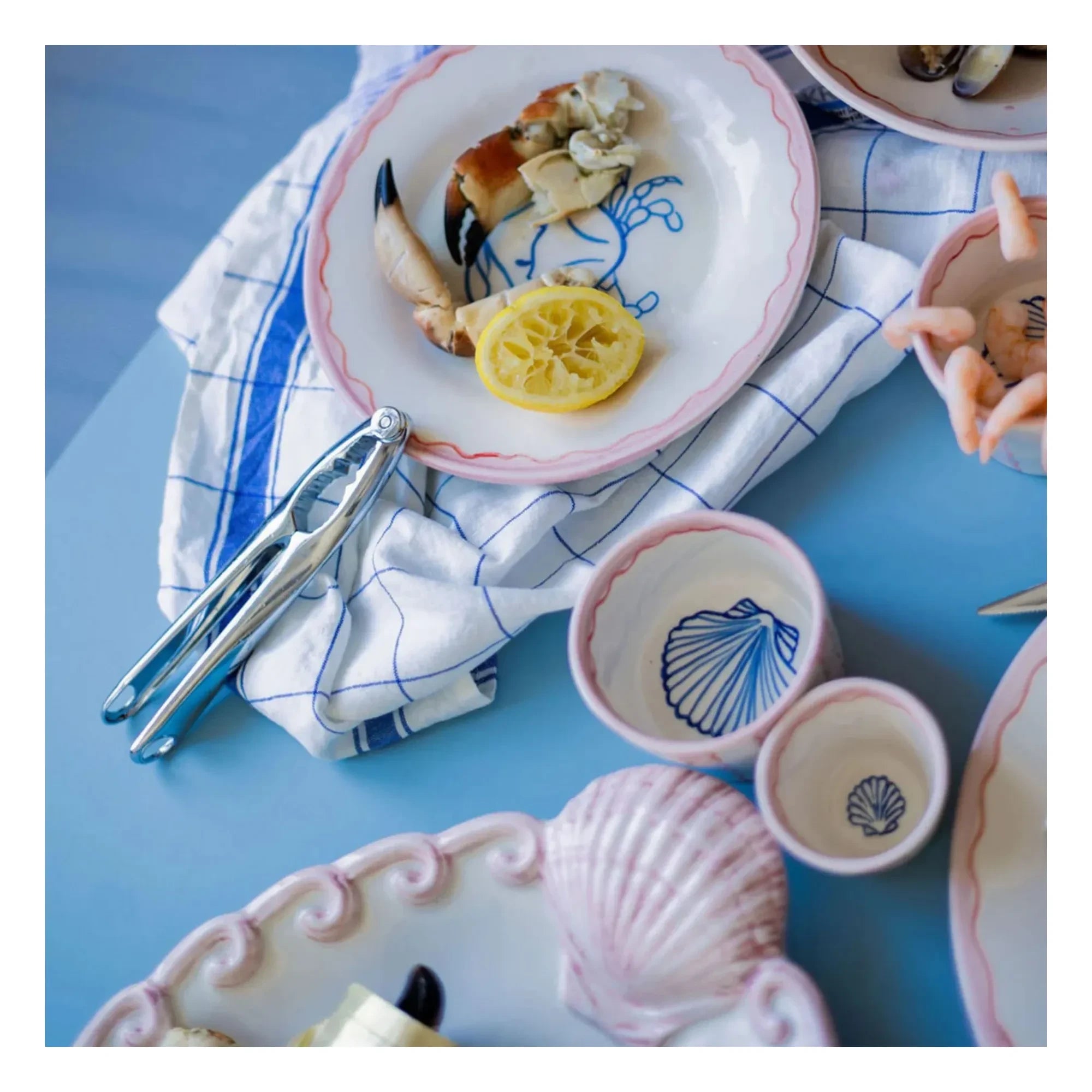 Denise - Calypso Serving Plate | Pink
