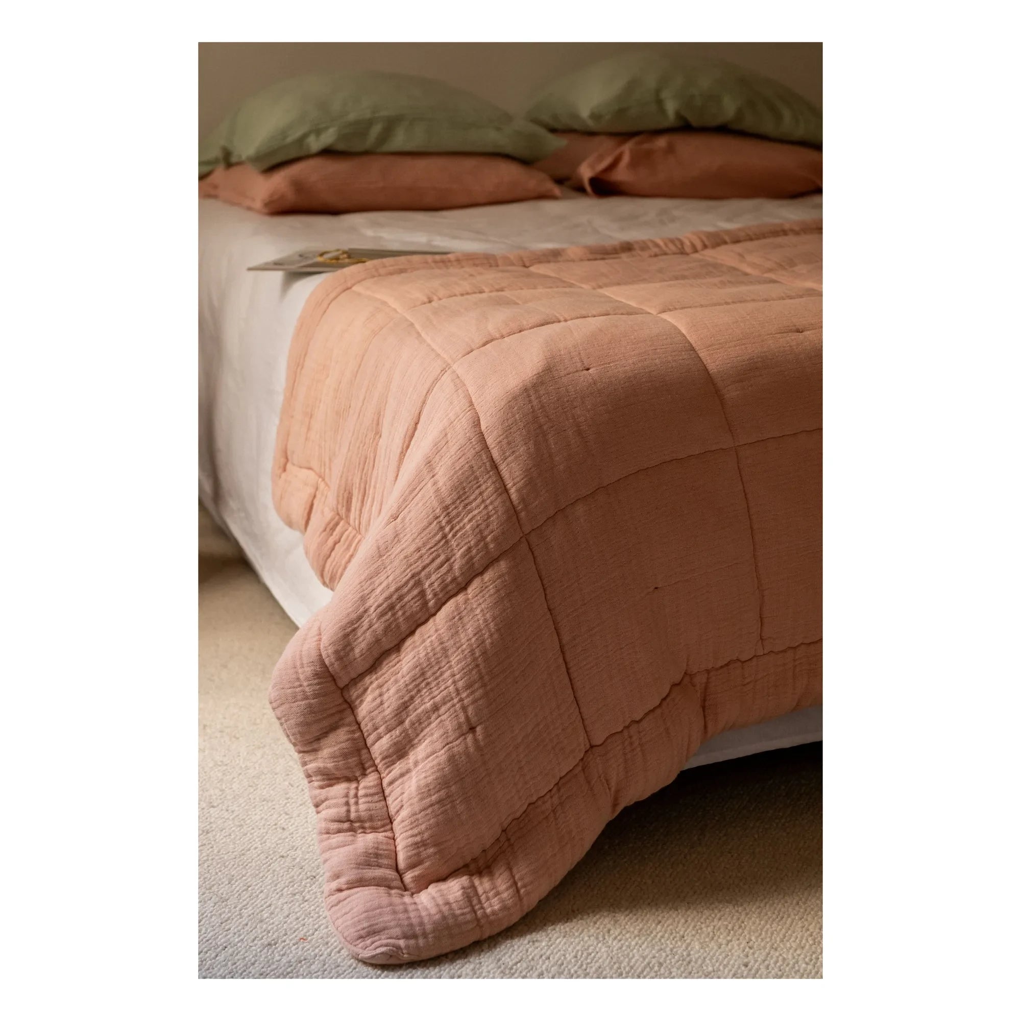 The Socialite Family - Cotton Gauze Nido Quilt | Dust Pink