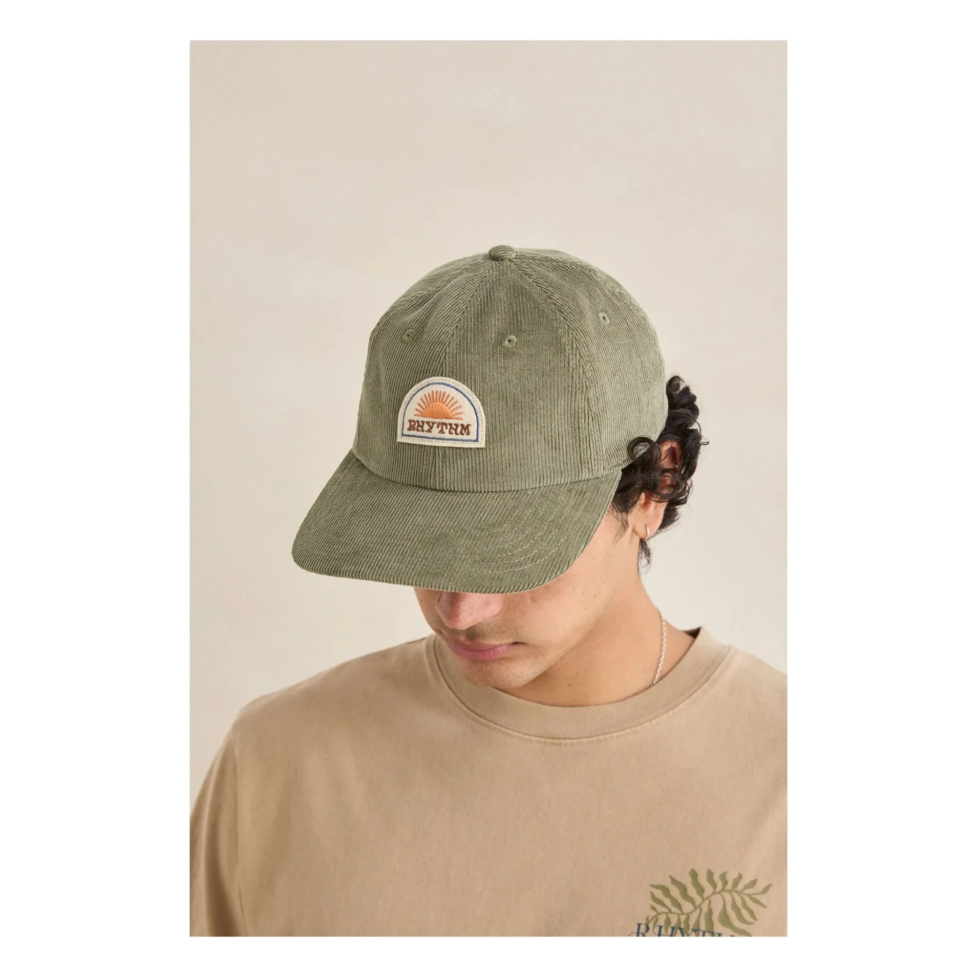 Rhythm – Samthut | Khaki