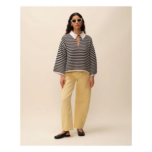 Nitah – George Gestreifter Pullover | Schwarz