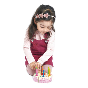 Tender Leaf Toys – Regenbogen-Geburtstagstorte aus Holz