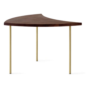 & Tradition - HM7 Pinwheel Side Table | Walnut