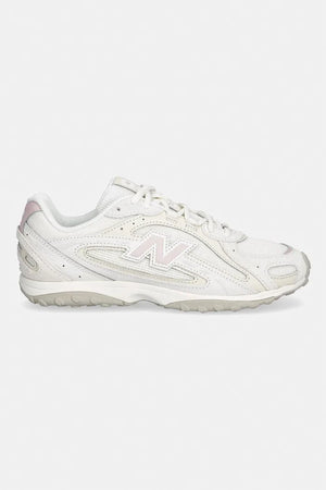 New Balance 204 kadın spor ayakkabı