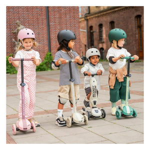 Scoot & Ride - Highwaykick 3S LED scooter | Clay