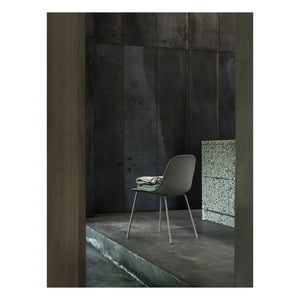 Muuto - Recycled Fiber Plastic Chair | Gray