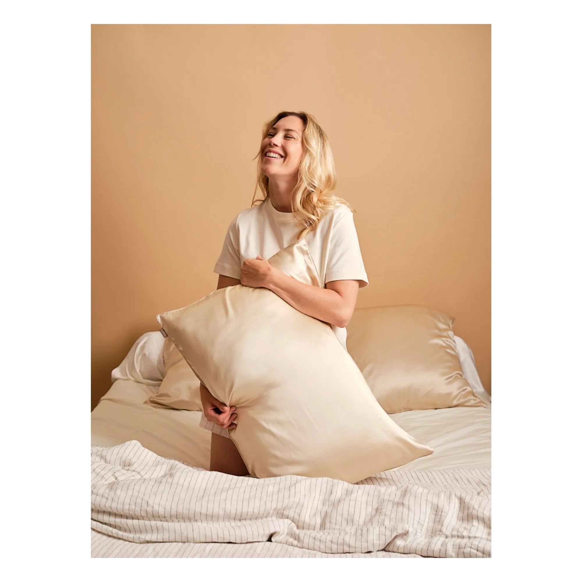 Emily's Pillow - Plum Plum Silk Pillowcase | Champagne