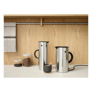 Stelton - EM77 Isıtmalı Sürahi 1L | Çelik