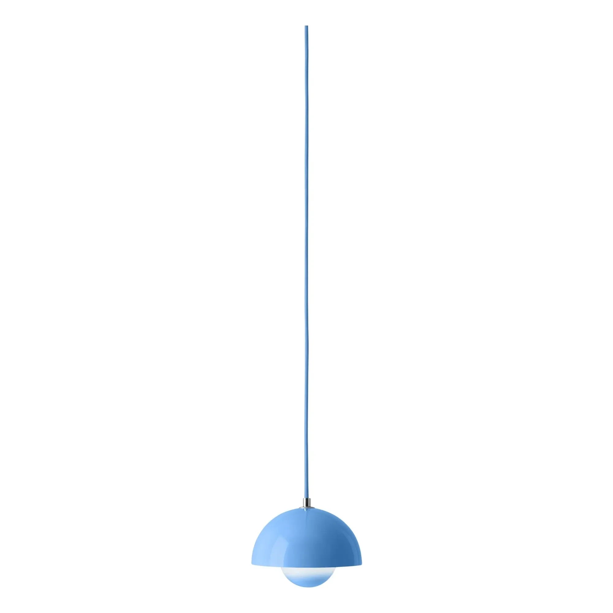 & Tradition - Flowerpot VP10 Pendelleuchte, Verner Panton | Hellblau