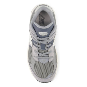 New Balance - Elastic Lace-Up Sneakers 2002 | Medium Grey