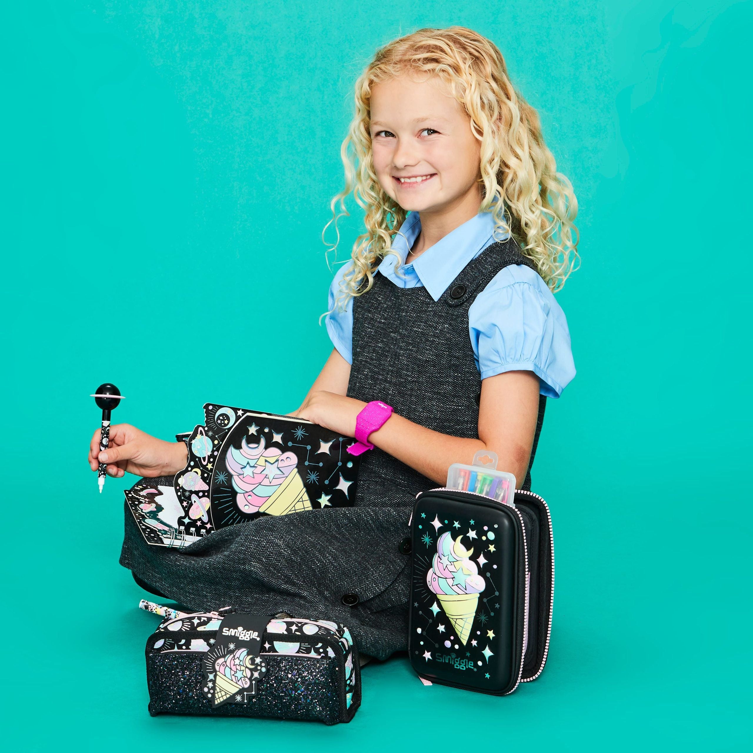 Smiggle - Beyond 3D Kabartmalı Dondurmalı Kalem Kutusu-Dinossi