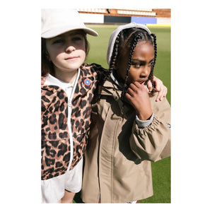 Flotte – Wasserabweisende Windjacke Bastille Leopard Recycelte Fasern | Braun