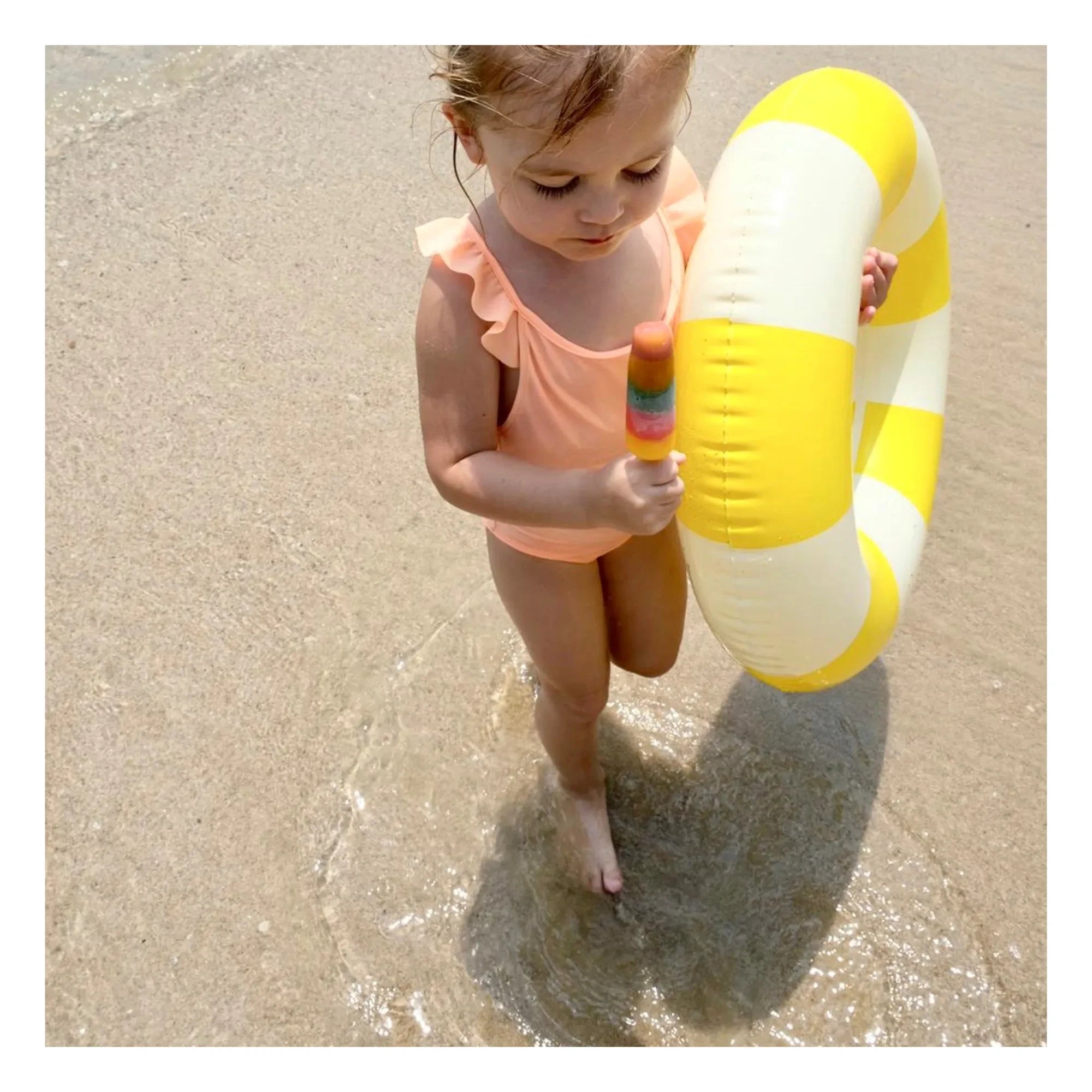 Petites Pommes - Olivia Inflatable Ring | Lemon Yellow