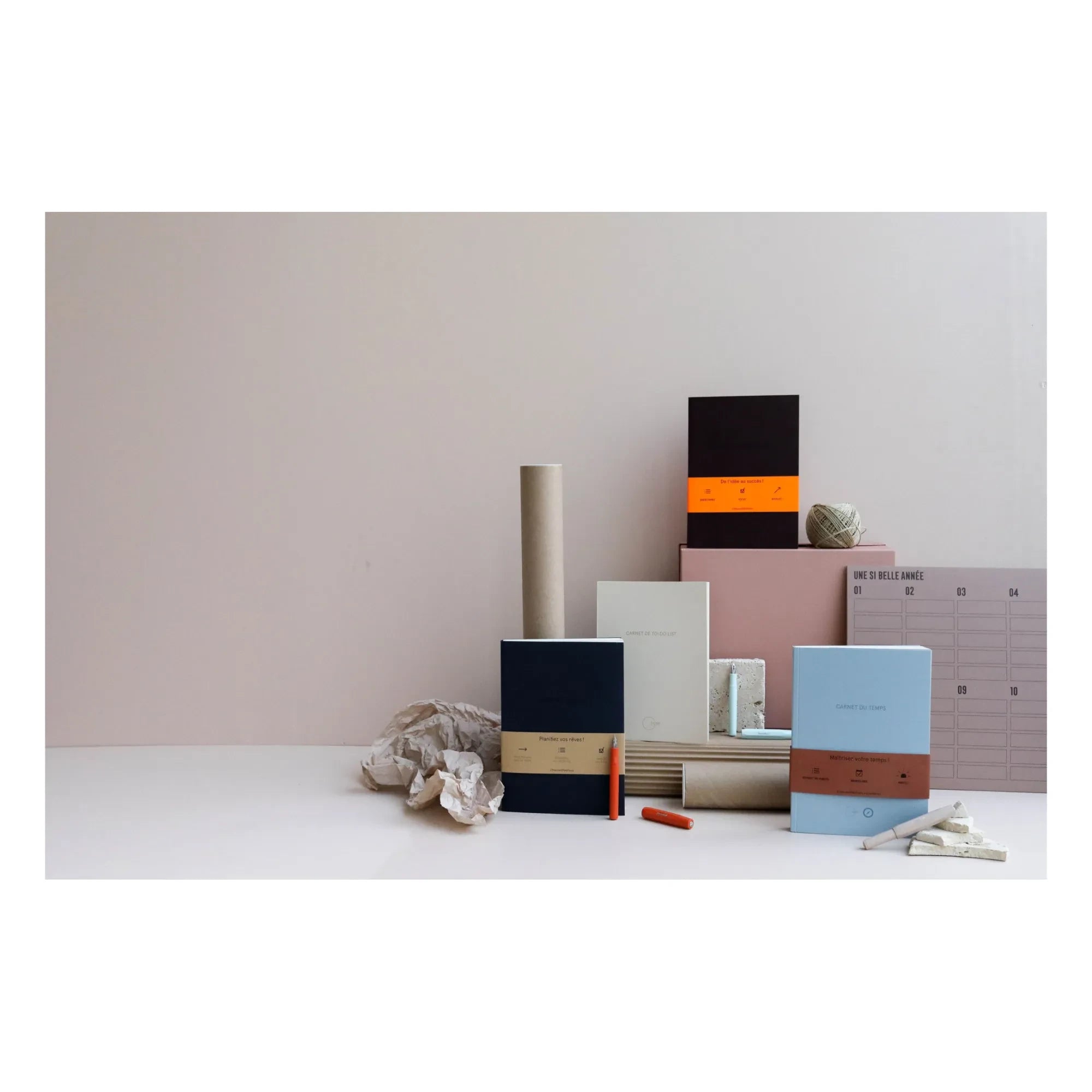 23heures59 éditions - Desk Mat | Pink