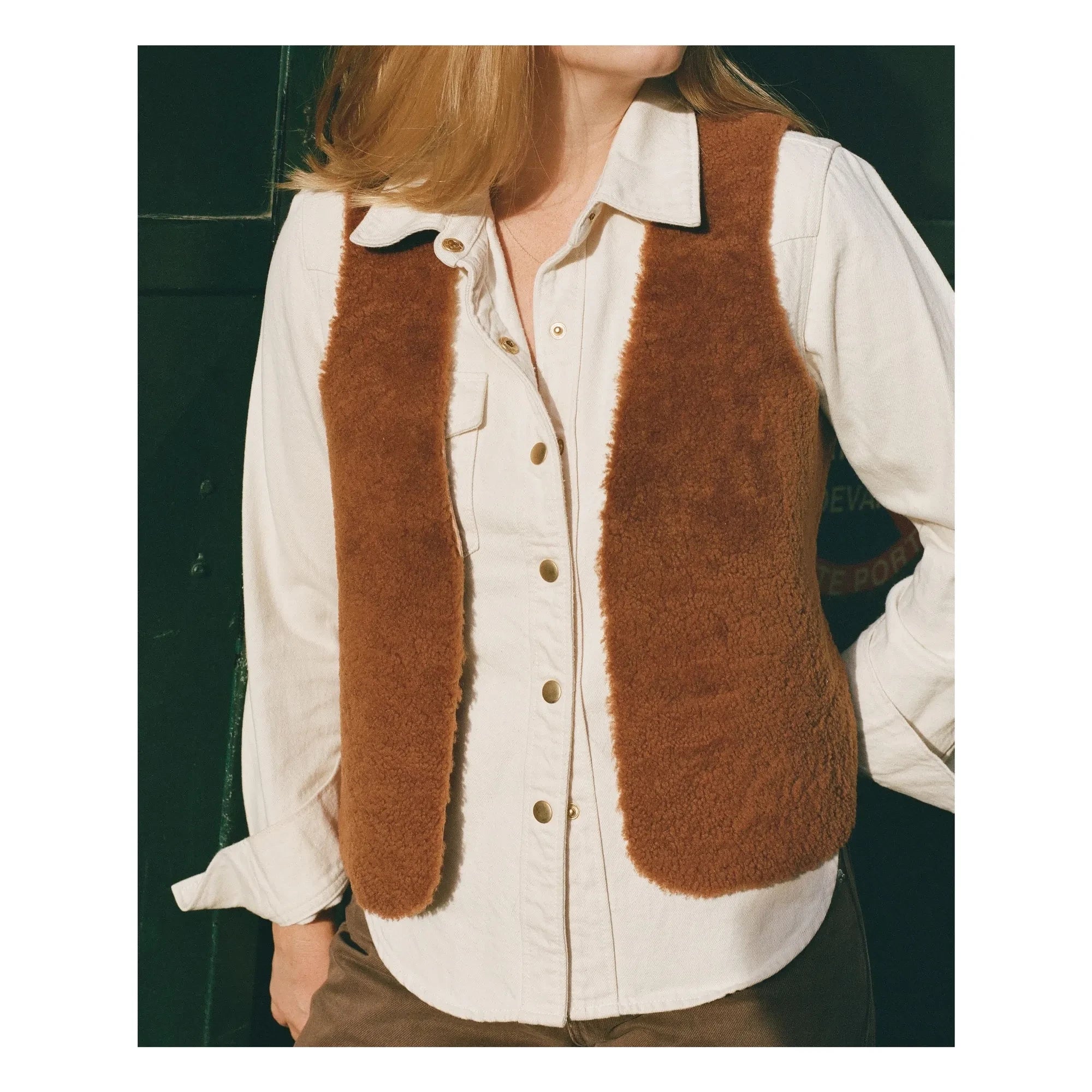 ILDA'S sheep - Kuzu Derisi Merino Kolsuz Yelek | Kahverengi