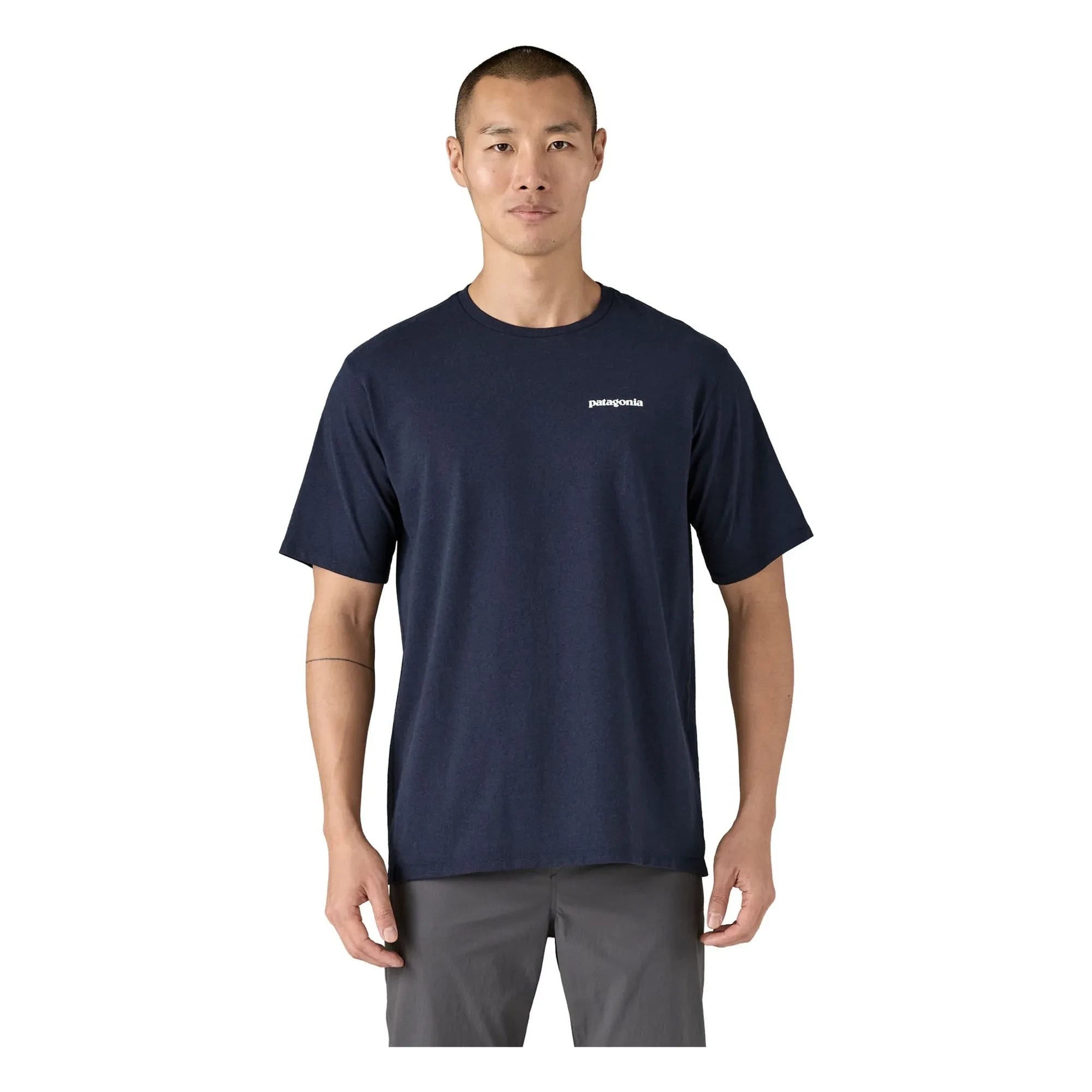 Patagonia - T-Shirt P-6 Logo Responsible Recycled Fibers | Blau