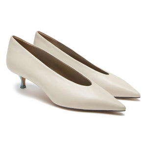 Le Monde Beryl - Leather slippers | Ecru