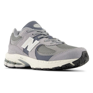 New Balance - Elastic Lace-Up Sneakers 2002 | Medium Grey