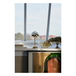 & Tradition - VP9 Flowerpot Taşınabilir Masa Lambası, Vernon Panton | Krom