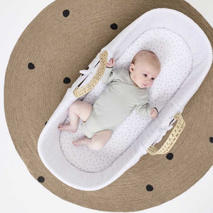 The Little Green Sheep Organic Knitted Moses Basket Bundle - White-Moses Baskets- | Natural Baby Shower