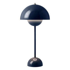 & Tradition - Flowerpot VP3 Table Lamp, Verner Panton | Dark Blue