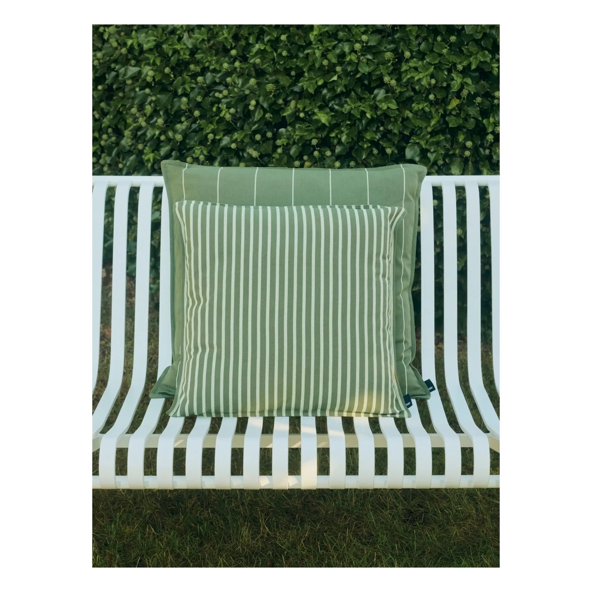 Hay - Çizgili outdoor yastık Terrazza | Olive