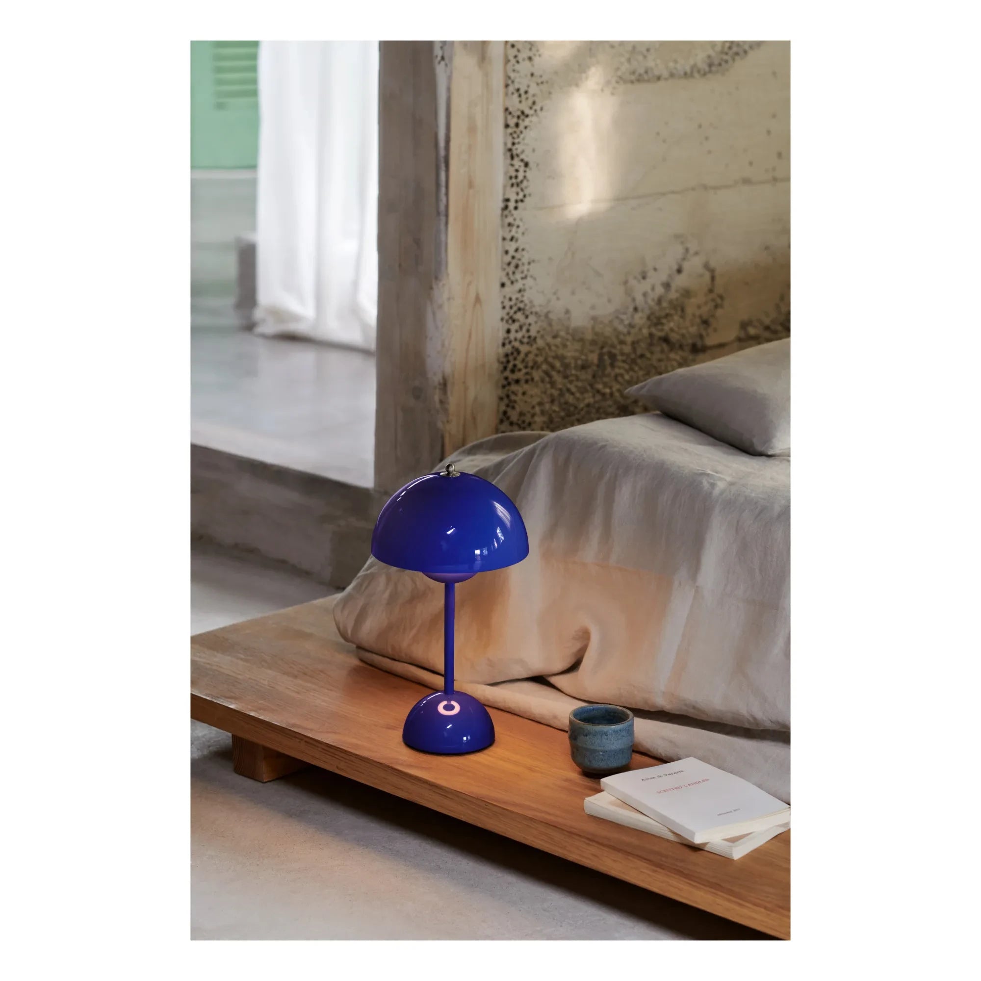 & Tradition - VP9 Flowerpot Portable Table Lamp, Vernon Panton | Blue