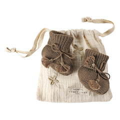 Gentil Coquelicot - Knitted Slippers and Embroidered Pouch | Chocolate