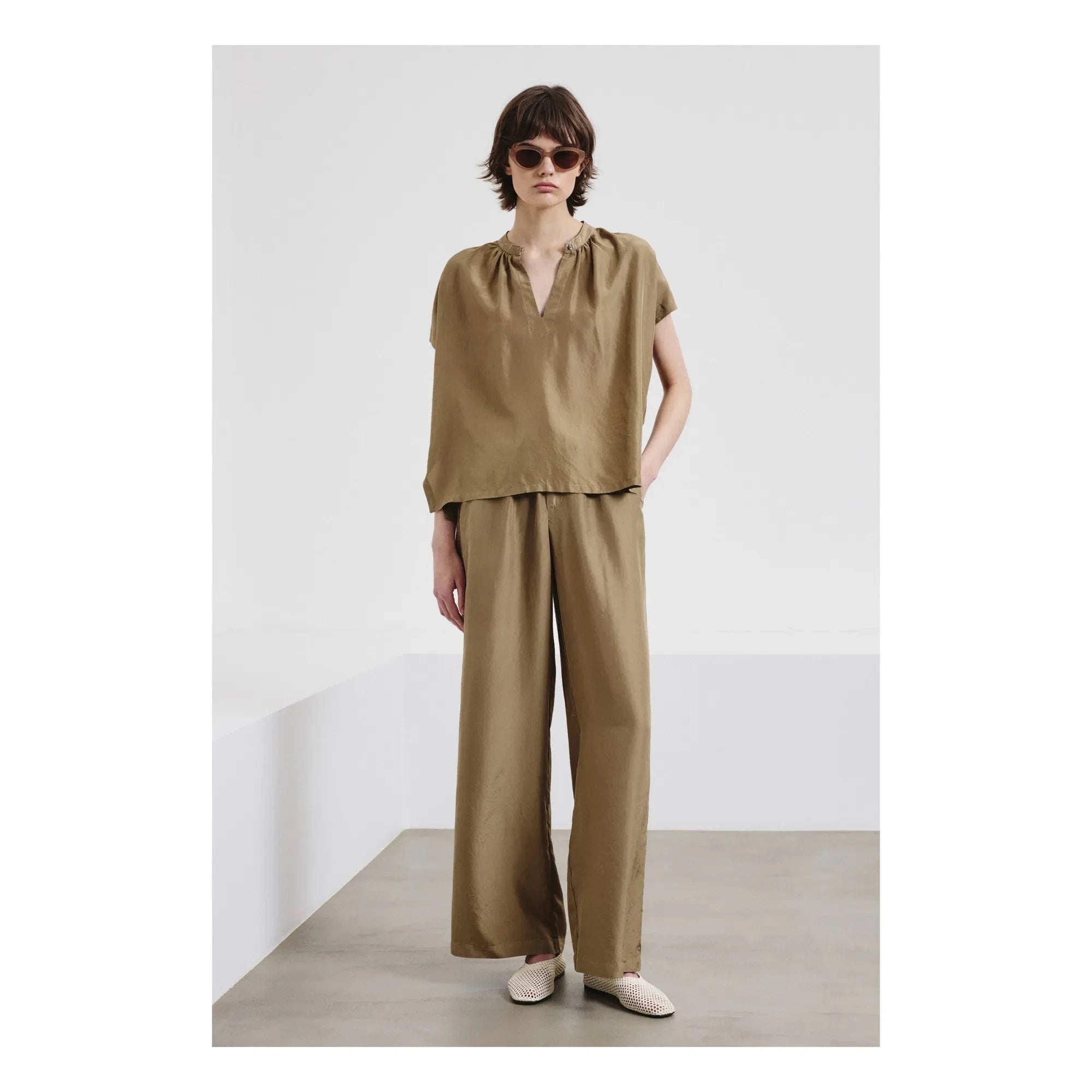 Pomandère - Kurzärmelige Bluse aus Seide | Dunkelbraun