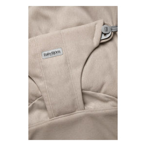 BabyBjörn – Bliss Babywippe aus meliertem Jersey-Gewebe | Beige