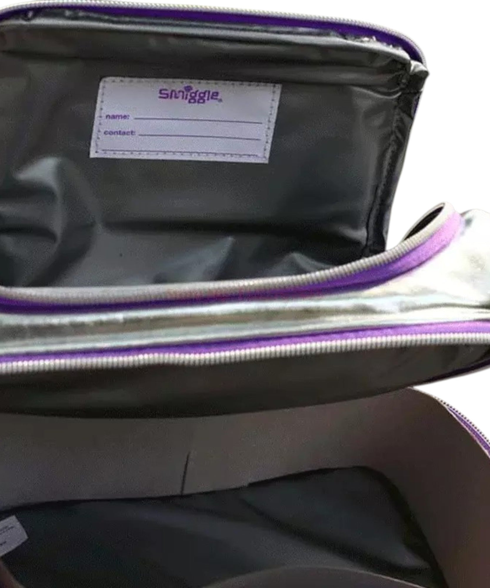 Smiggle - کیف ناهار دو لایه پولکدار چشمگیر