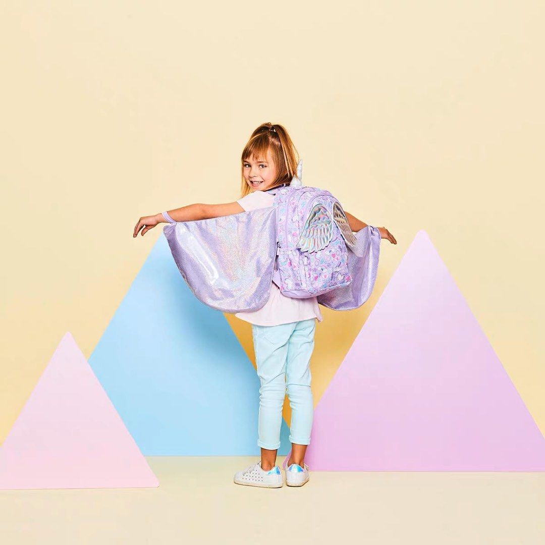 Smiggle - ユニコーンの翼付き幼稚園リュックサック