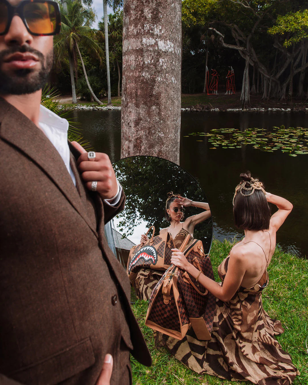 Sprayground - Hennyville Piramit Duffle Çanta