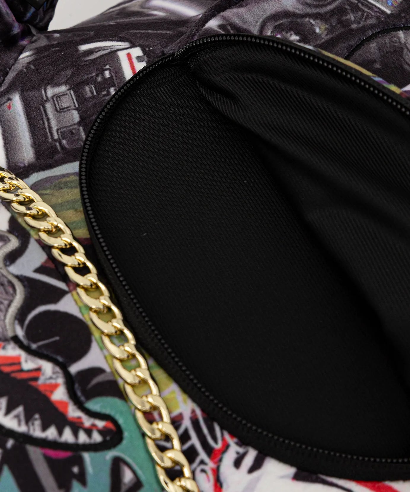 Sprayground - 分裂赛博鲨熊猫泰迪背包