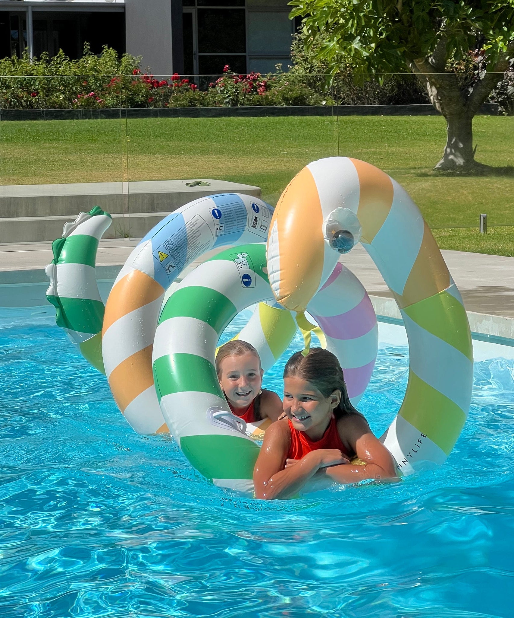 Sunnylife - Dev Yılan Şişme Havuz Eğlencesi ve Yatağı