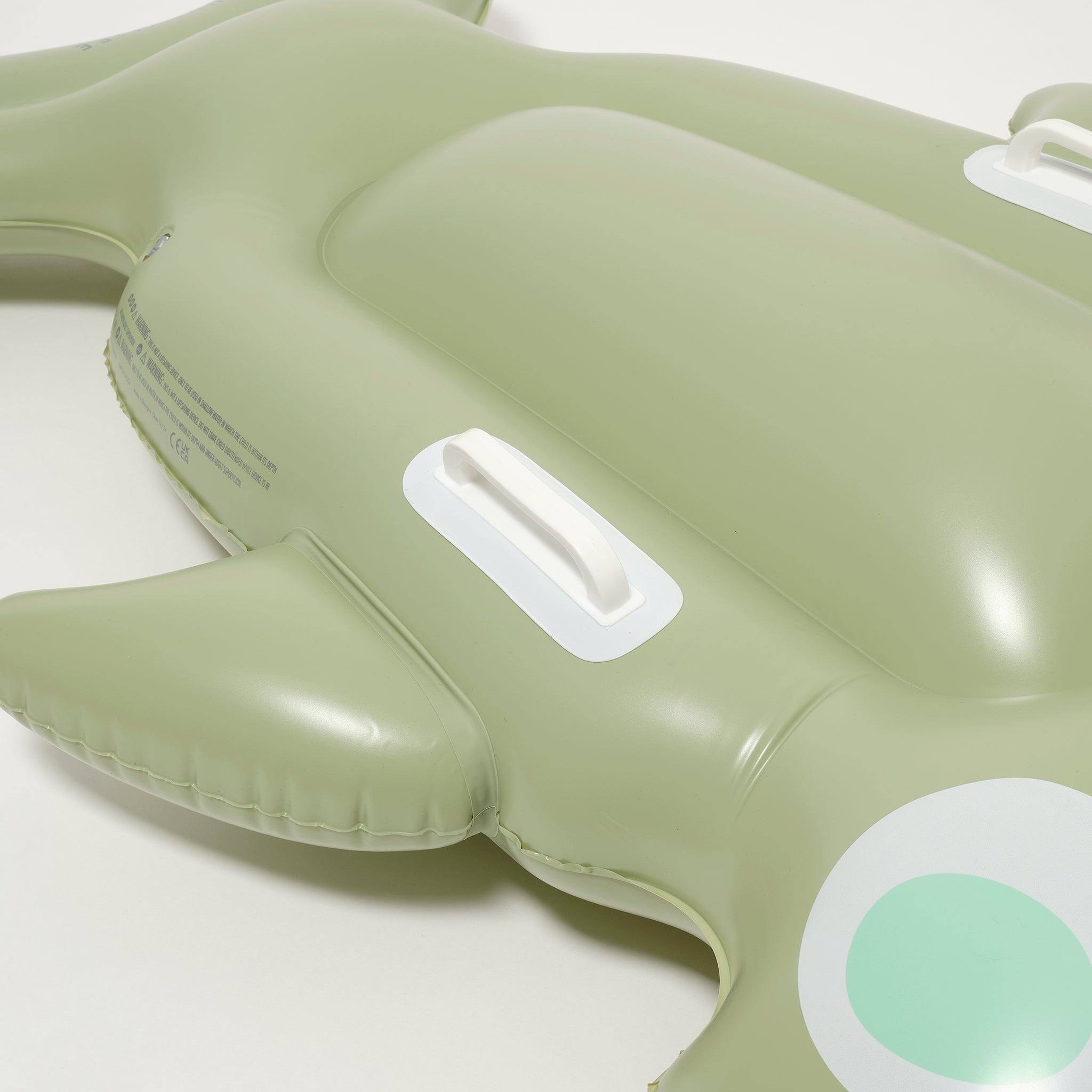 Sunnylife - Salty the Shark Şişme Deniz ve Havuz Çocuk Yatağı