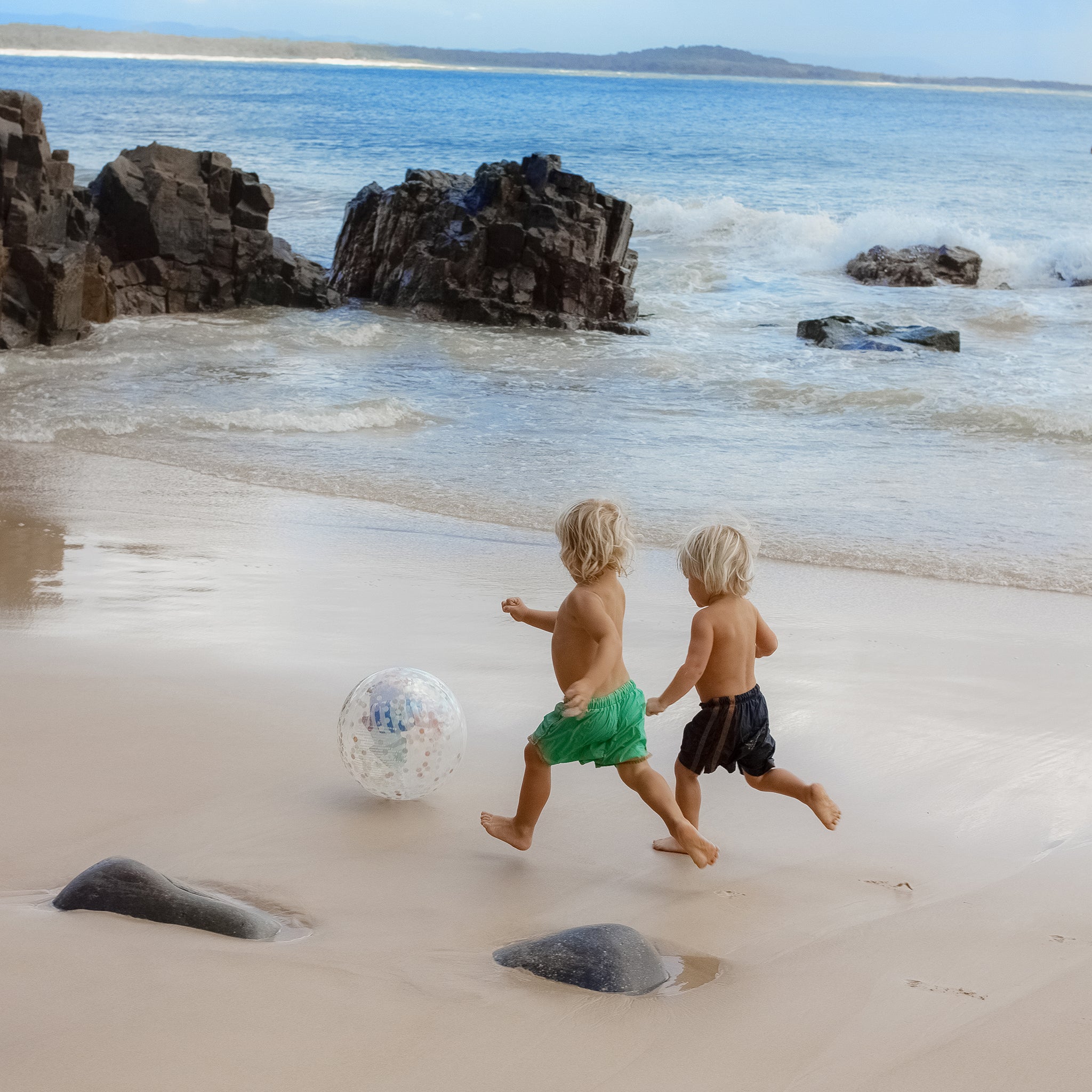 Sunnylife - كرة شاطئ قابلة للنفخ ثلاثية الأبعاد سامي مارتı