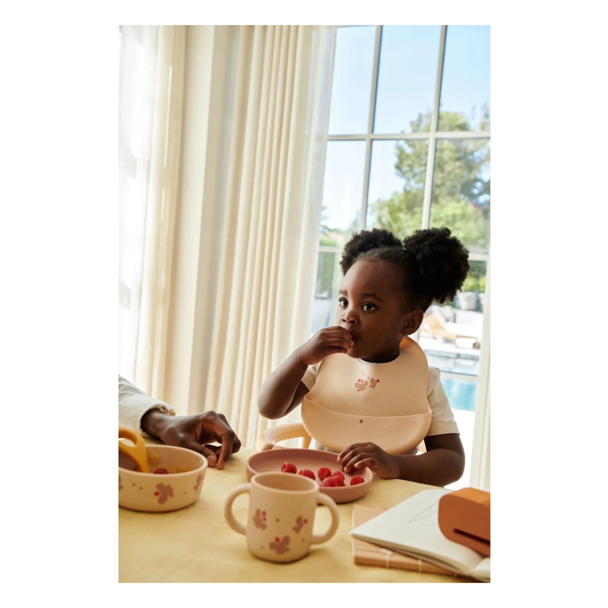 Liewood - Vivi Silicone Dinner Set - 4-Piece Set | Butterfly/Apple Blossom