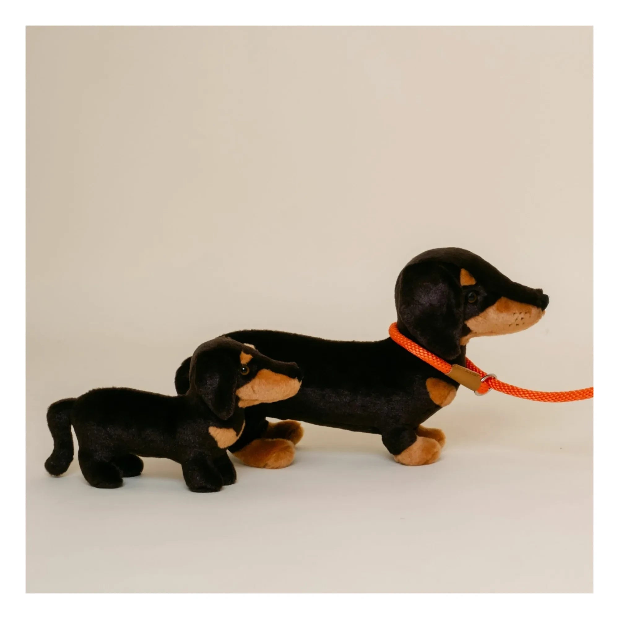 La Pelucherie - Plüschtier Dackel Eugène 40 cm | Schwarz