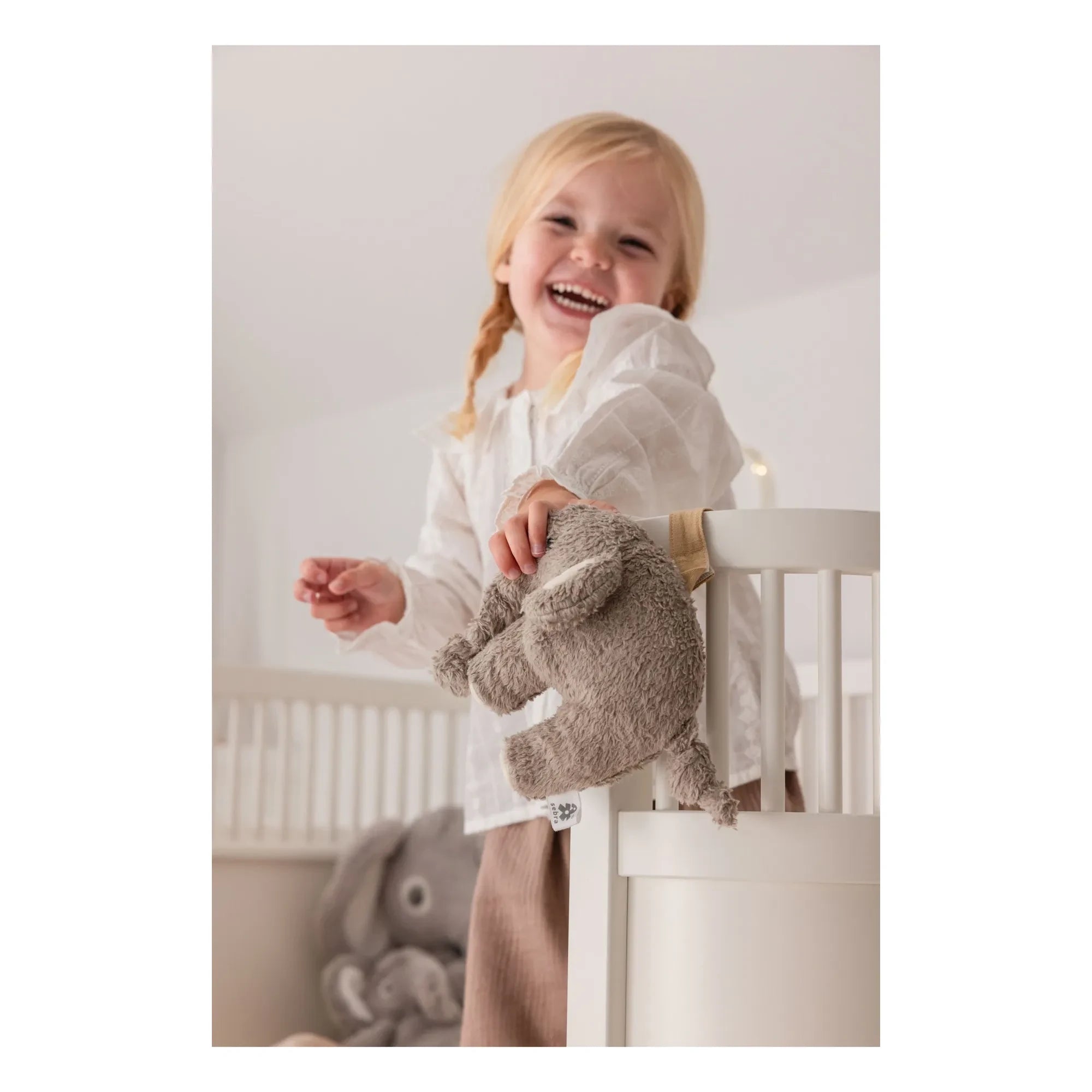 Sebra - Elephant Musical Mobile | Gray