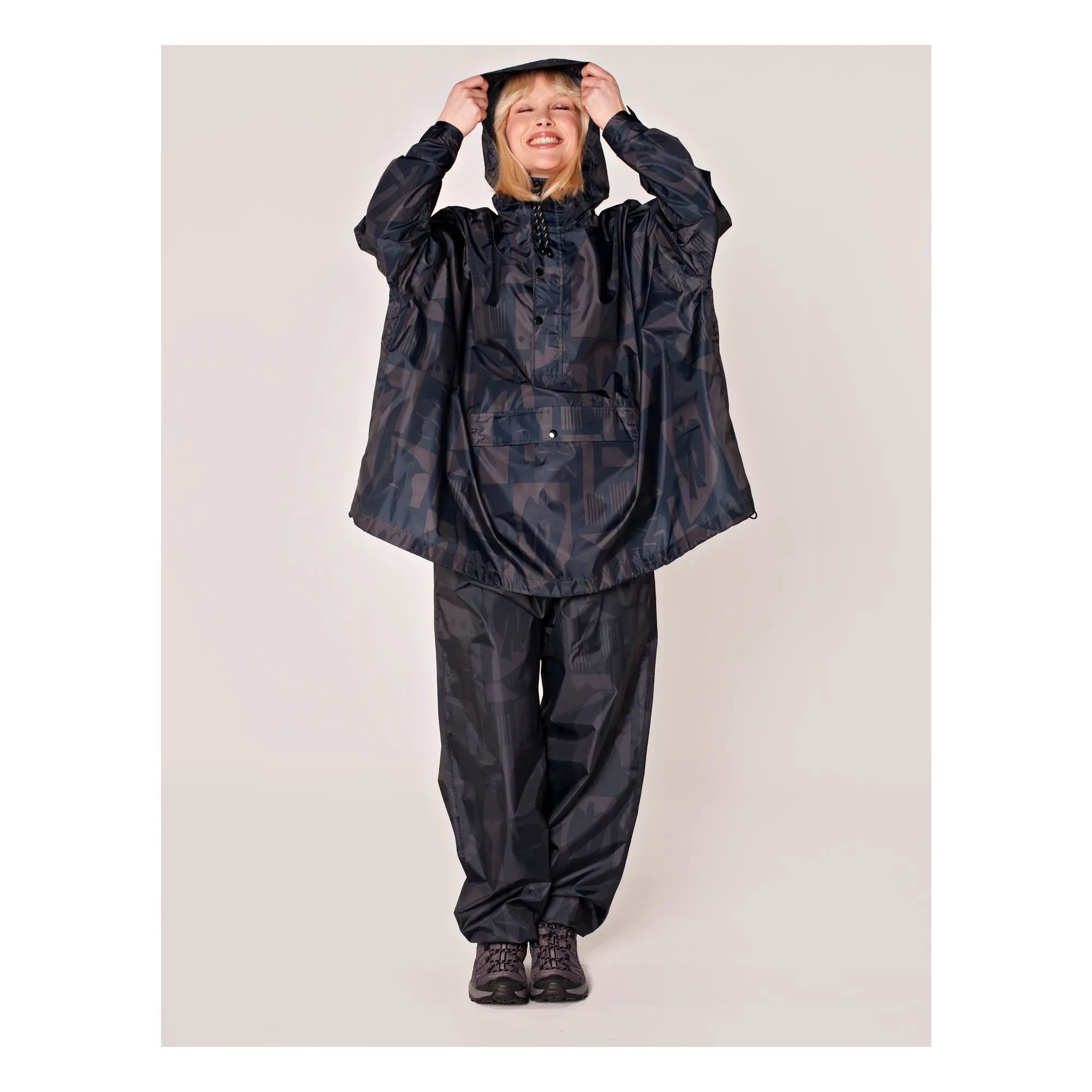 Rainkiss - Back to Black Waterproof Anorak | Black