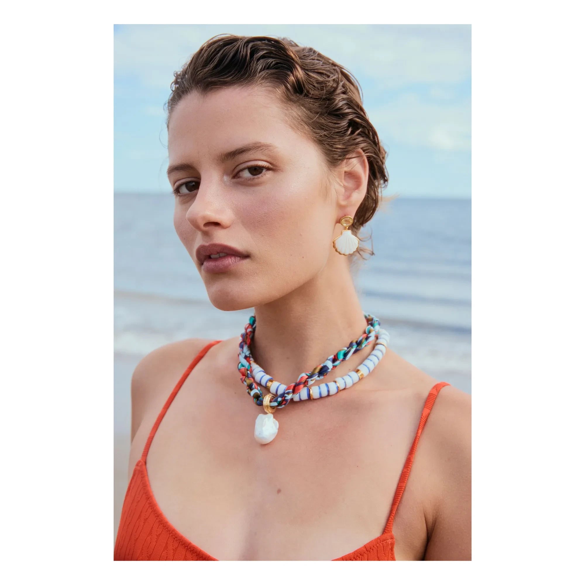 Lizzie Fortunato - Luna Shell Küpe | Beyaz