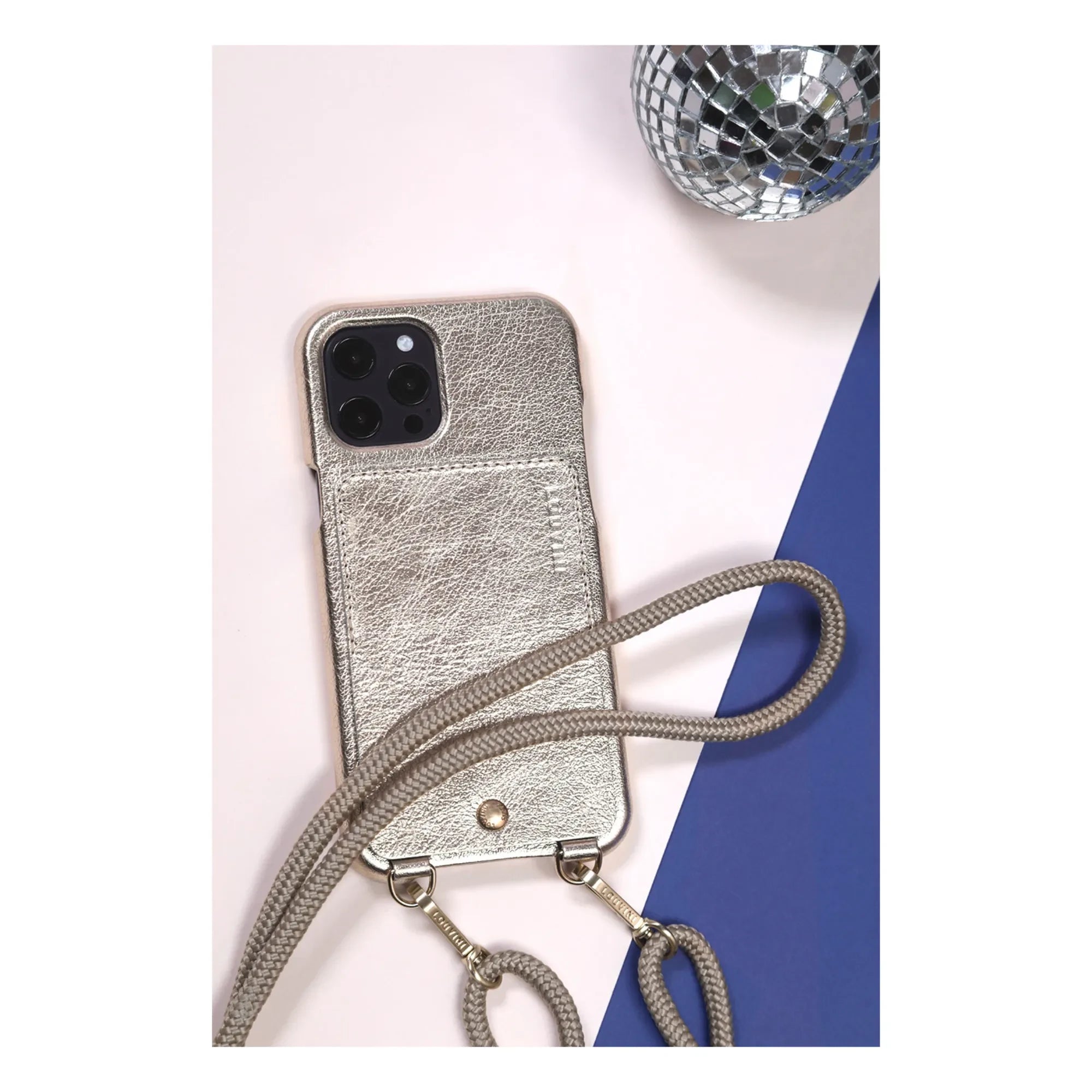 Louvini - Lou Metallic Leather iPhone Hülle | Gold