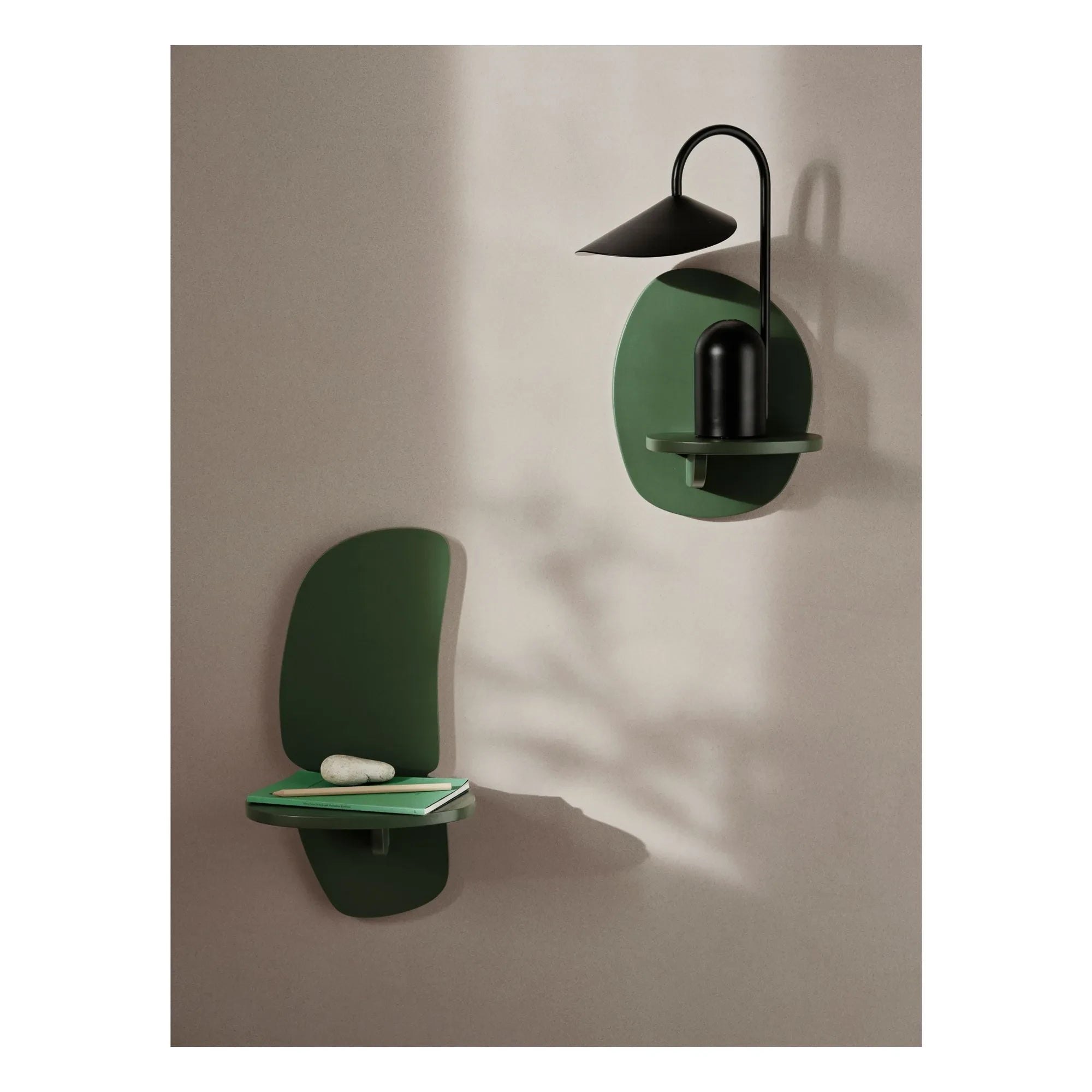 Ferm Living Kids - Pilu H25 raf | Yeşil