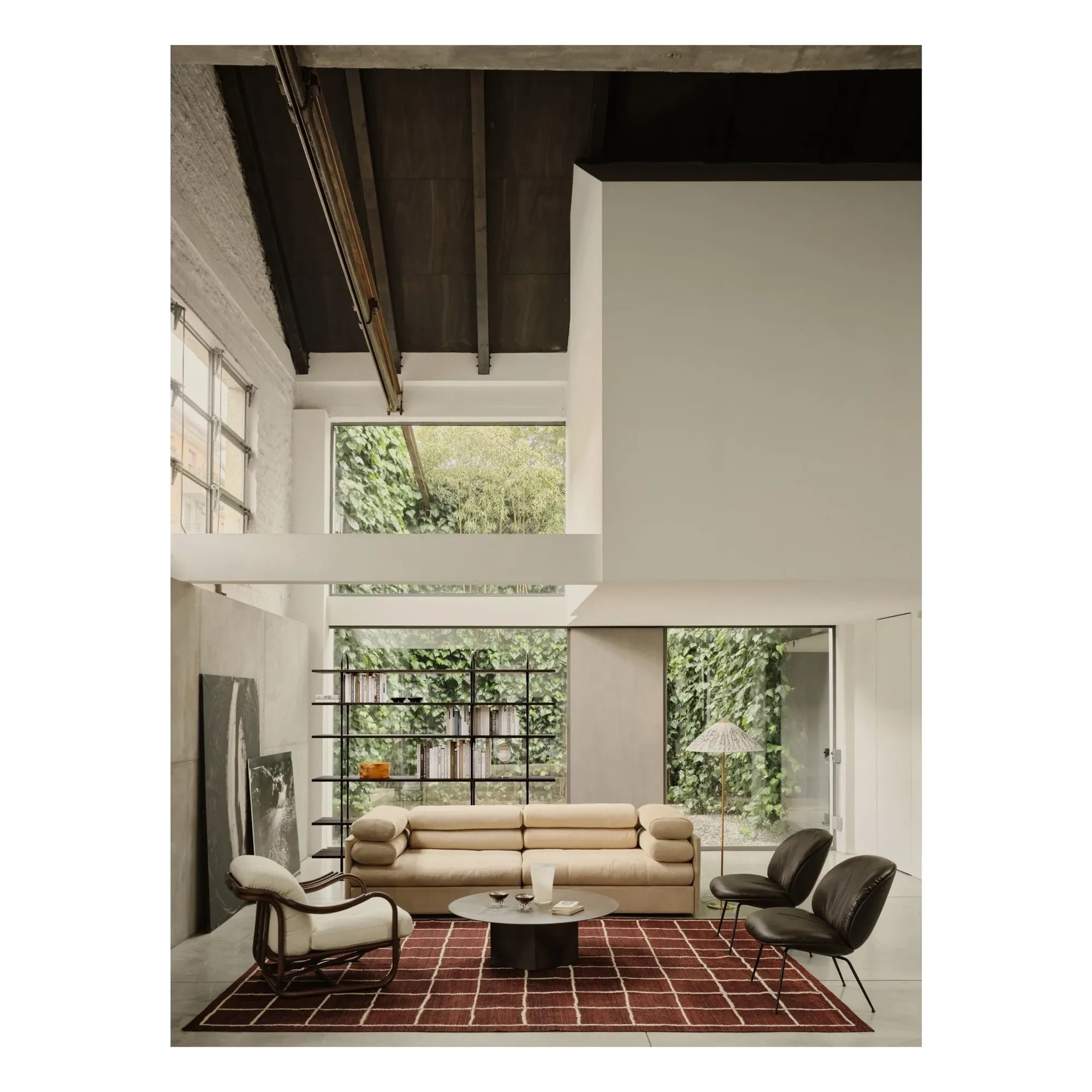 Gubi - Beetle Lounge Chair, weiches Leder, Gamfratesi | Kaffee
