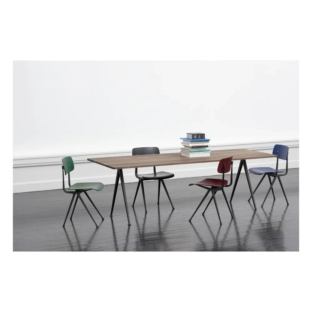 Hay - Result Renkli Meşe Sandalye - Friso Kramer & Wim Rietveld Yeniden Üretim | Siyah