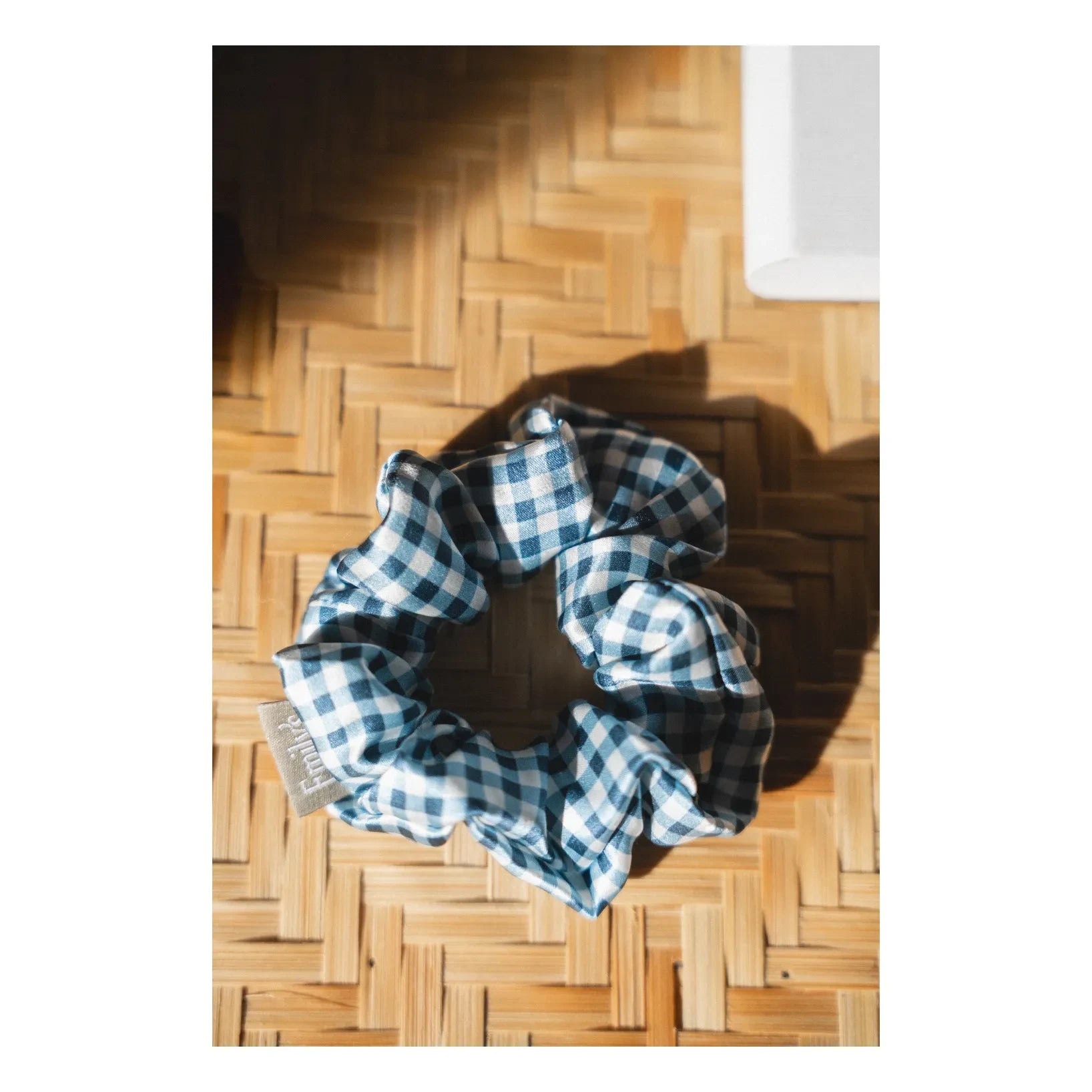 Emily's Pillow - Mavi gingham ipek saç tokası
