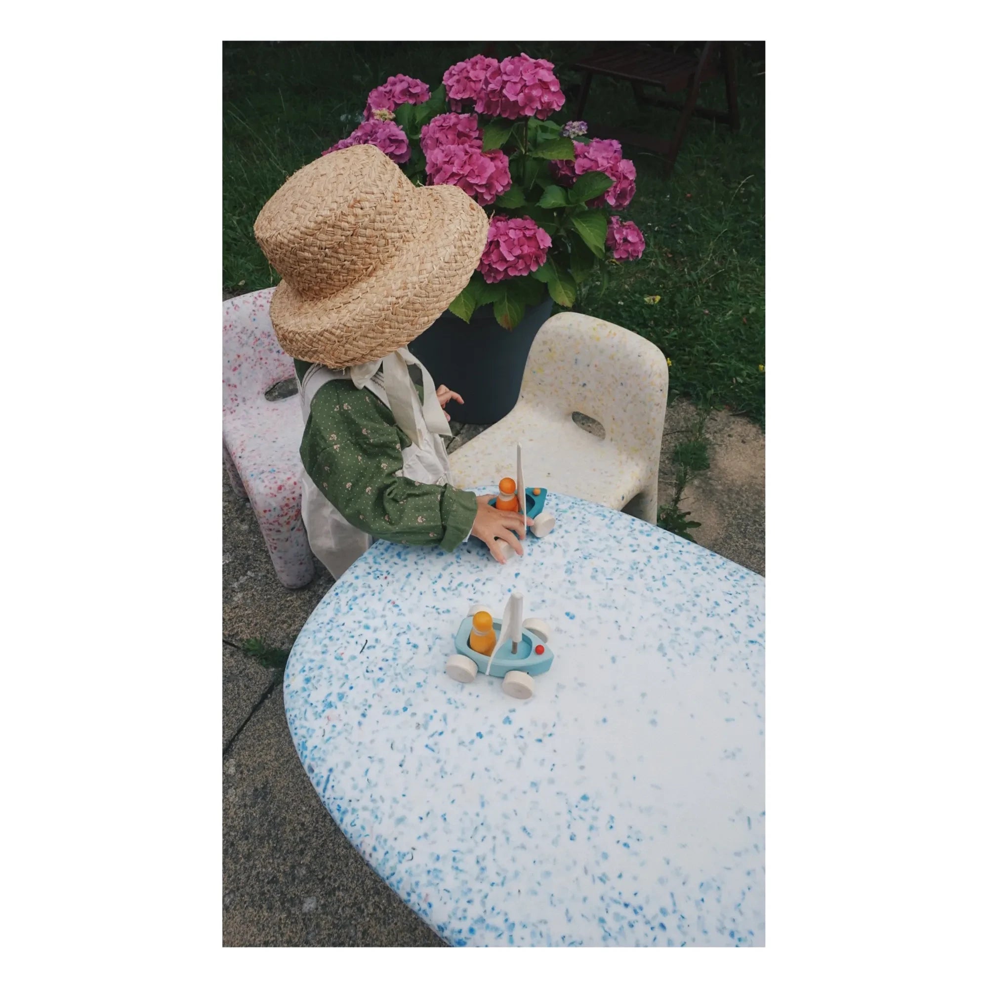 ecoBirdy - Charlie Chair | Vanilla