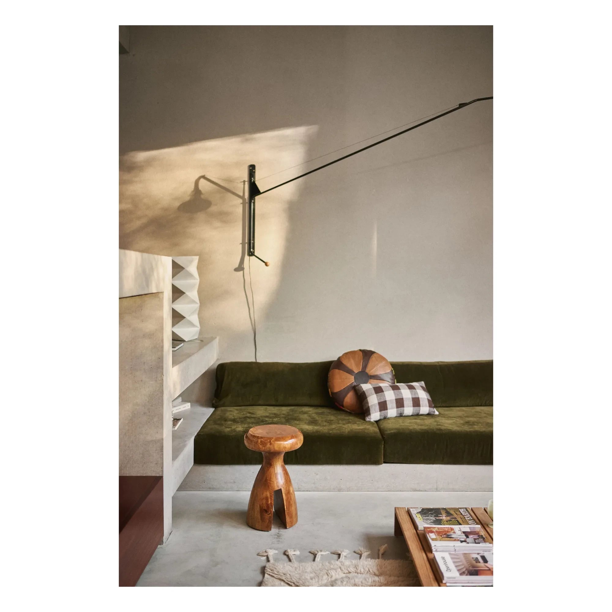HKliving - Wooden stool | Walnuts