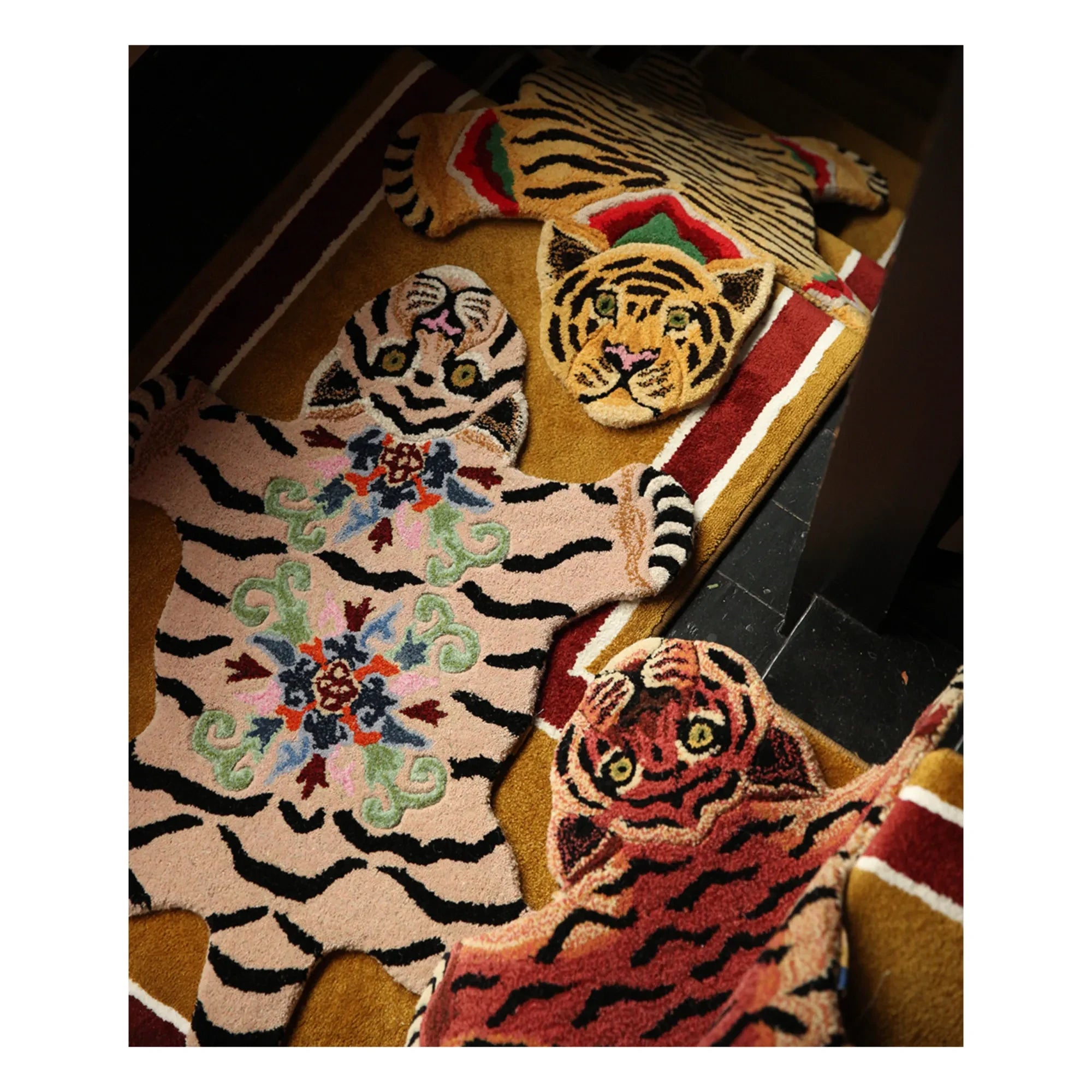 Doing Goods - Tula Wise Wollteppich Tiger | Rot